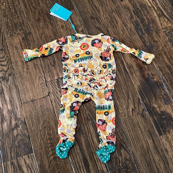 Posh Peanut Rosa Parks Footie Ruffled Zippered One Piece Size Newborn- NWT - Picture 2 of 4